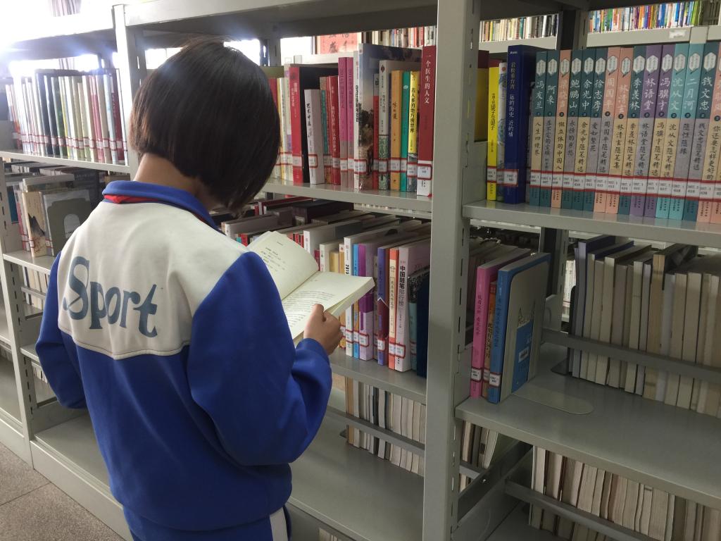 “我想安静读会儿书”